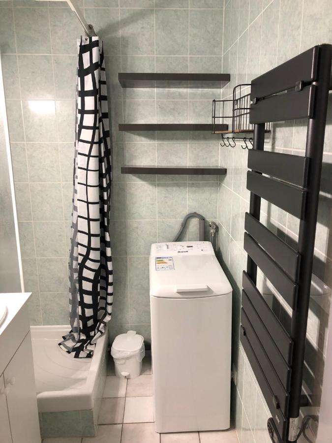Appartement Climatise Avec Piscine & Mer Bleu Marine Лаканау Екстериор снимка